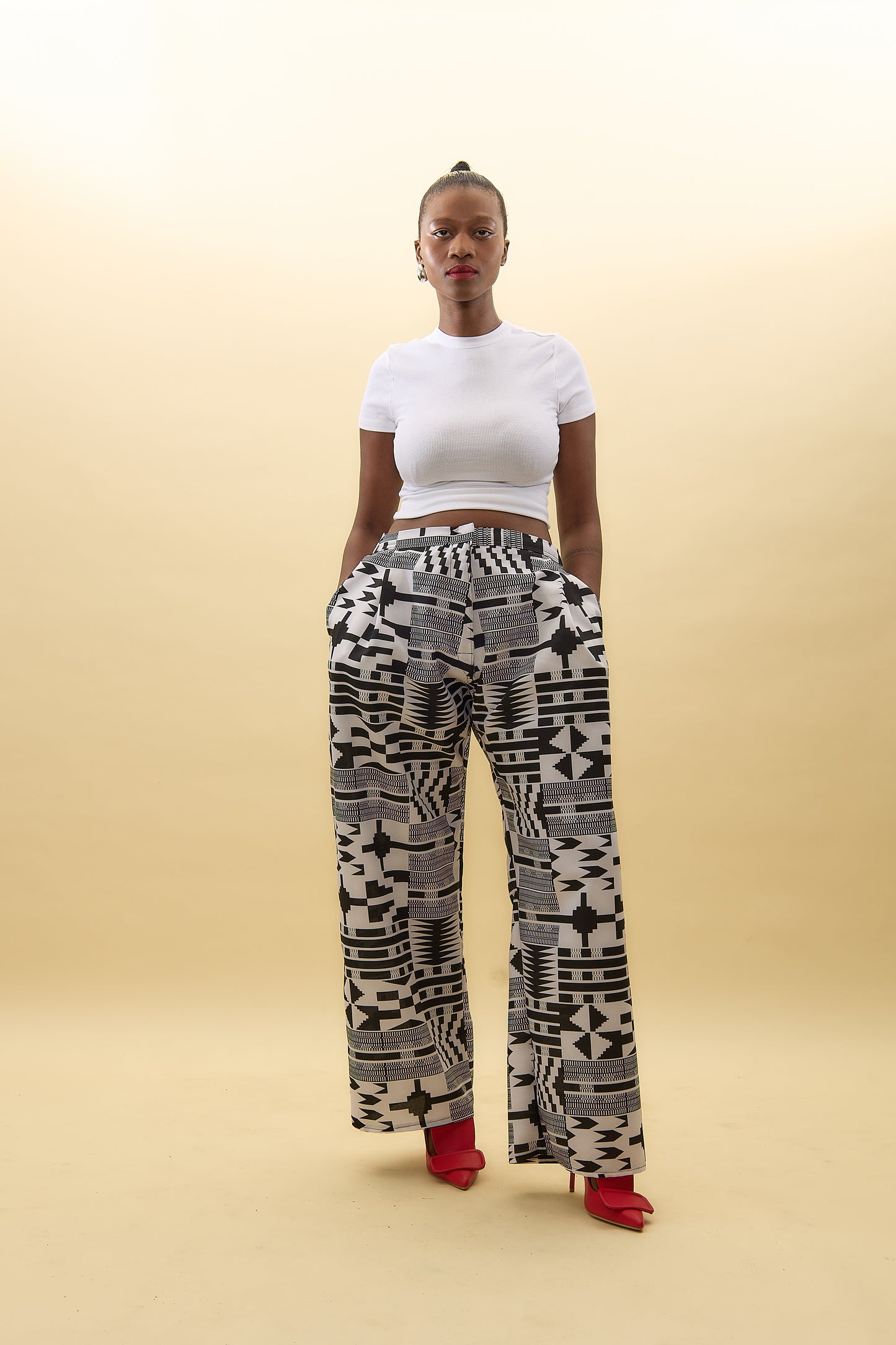 BLACK AND WHITE PANTS