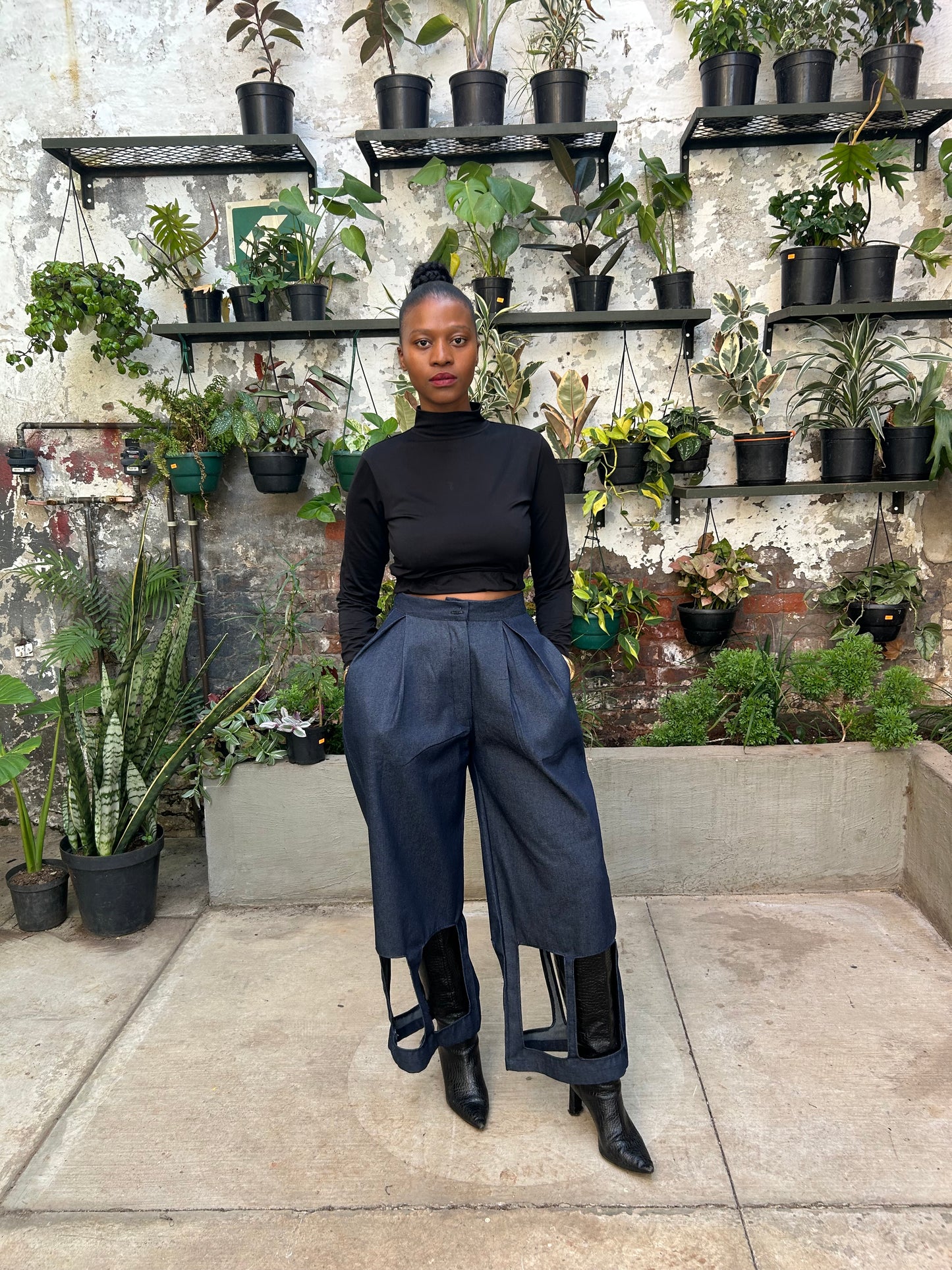 THE WINDOW JEANS