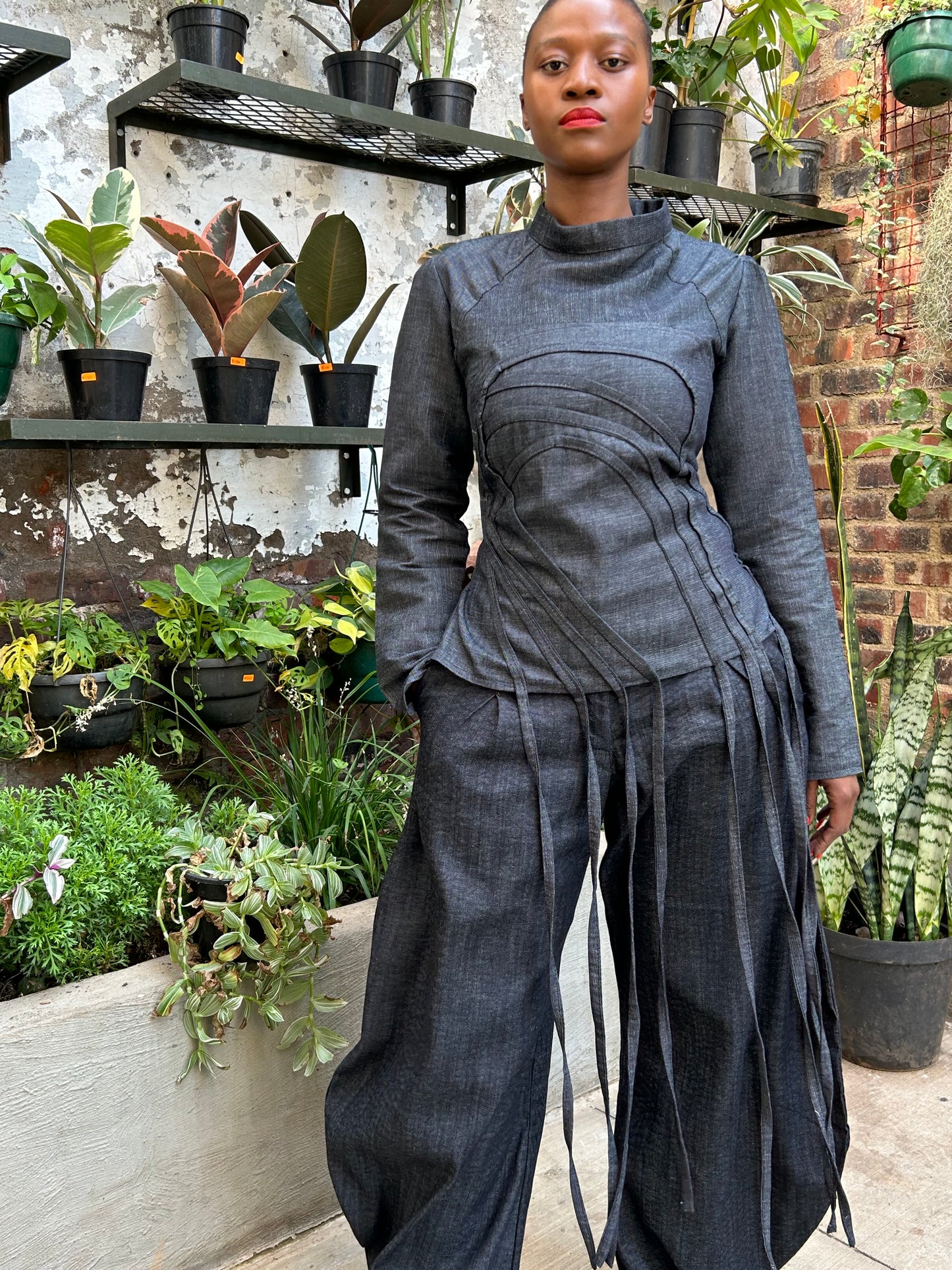 IVEMVANE TOP AND A BARREL JEANS TWO PIECE
