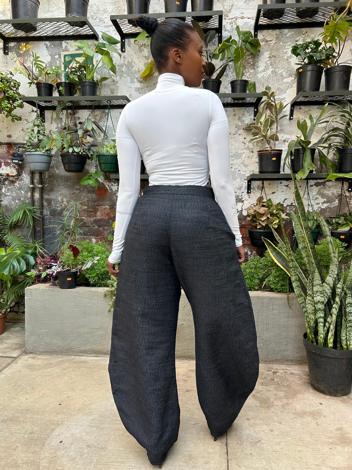 BARREL JEANS